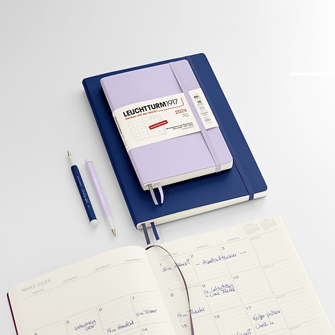 Monatsplaner mit Notizbuch, Deutsch