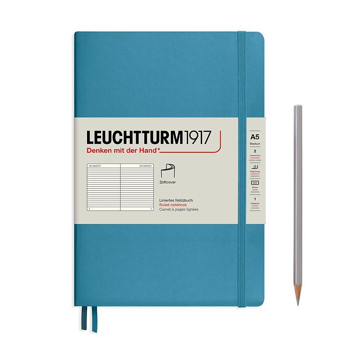 Notizbuch Medium (A5), Softcover, 123 nummerierte Seiten, Nordic Blue, Liniert