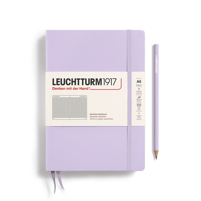 Notizbuch Medium (A5), Hardcover, 251 nummerierte Seiten, Lilac, kariert