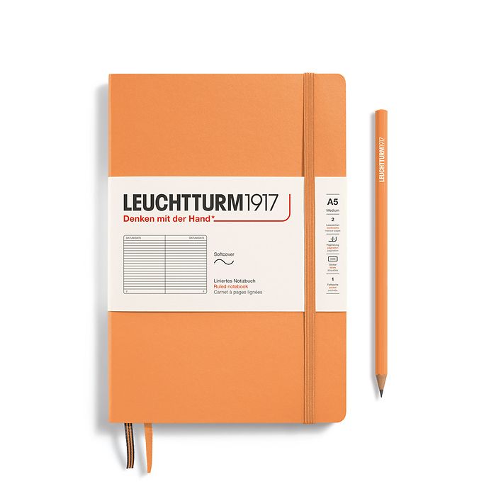 Notizbuch Medium (A5), Softcover, 123 nummerierte Seiten, Apricot, liniert